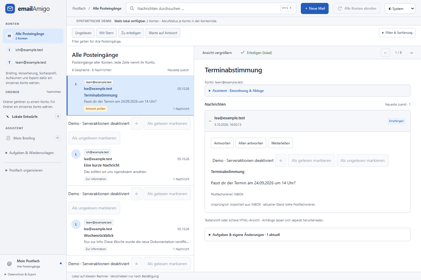 emailAmigo mit zwei synthetischen Konten, gemeinsamem Posteingang und ausgewählter Konversation